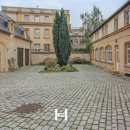 H-Bnb - Les Meubles Du 1 Bed & Breakfast Metz Eksteriør bilde