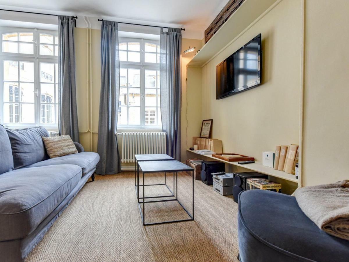 H-Bnb - Les Meubles Du 1 Bed & Breakfast Metz Eksteriør bilde