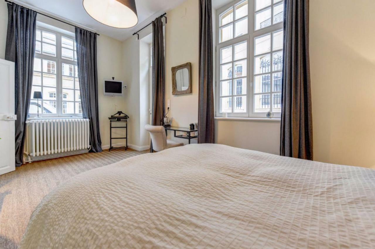 H-Bnb - Les Meubles Du 1 Bed & Breakfast Metz Eksteriør bilde