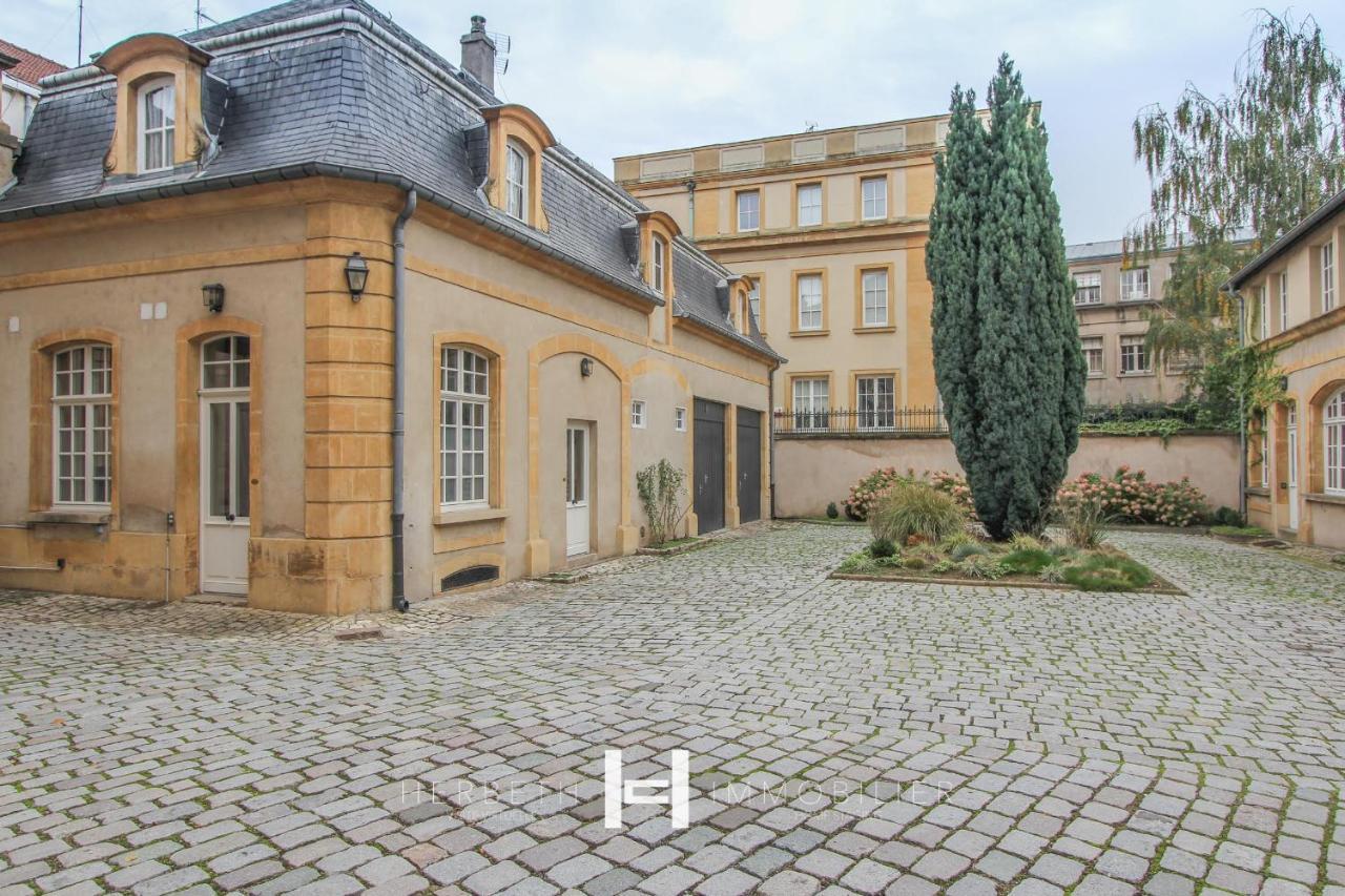 H-Bnb - Les Meubles Du 1 Bed & Breakfast Metz Eksteriør bilde